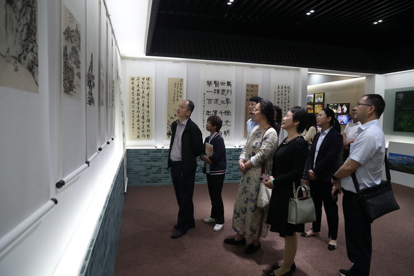 國網(wǎng)寧?？h供電公司開展建黨百年職工廉政書畫攝影聯(lián)展