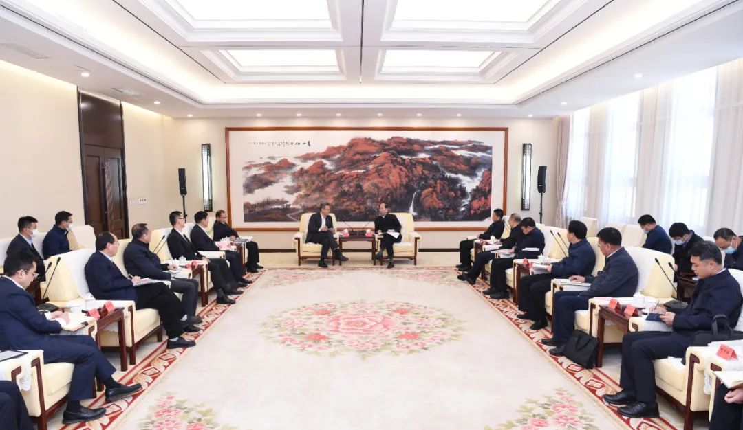 錢智民、江毅拜會(huì)內(nèi)蒙古自治區(qū)黨委書記、人大常委會(huì)主任石泰峰