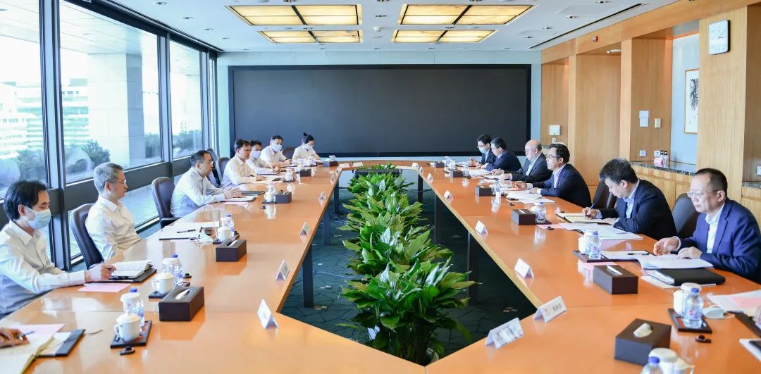 鄒磊拜訪中國銀行黨委書記、董事長劉連舸