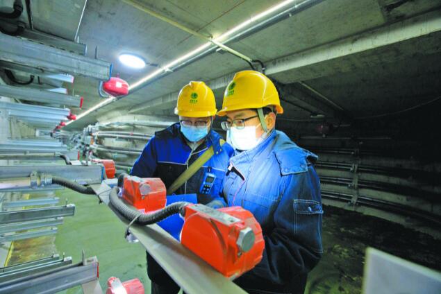 銀川供電公司：“臨近春節(jié)，保障居民安全可靠用電更是頭等大事”