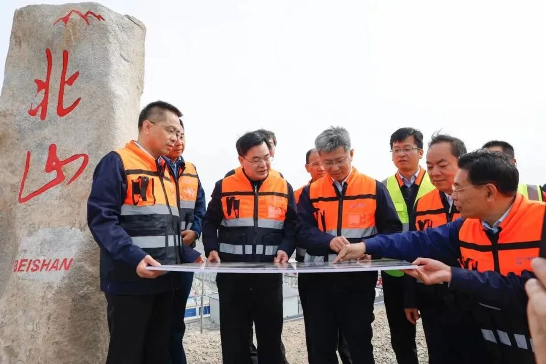 甘肅省委書記、省人大常委會(huì)主任胡昌升赴中國北山地下實(shí)驗(yàn)室建設(shè)工程現(xiàn)場調(diào)研