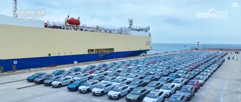 國產(chǎn)新能源車“出?！薄凹肌毙刑煜?再亮“黑科技”