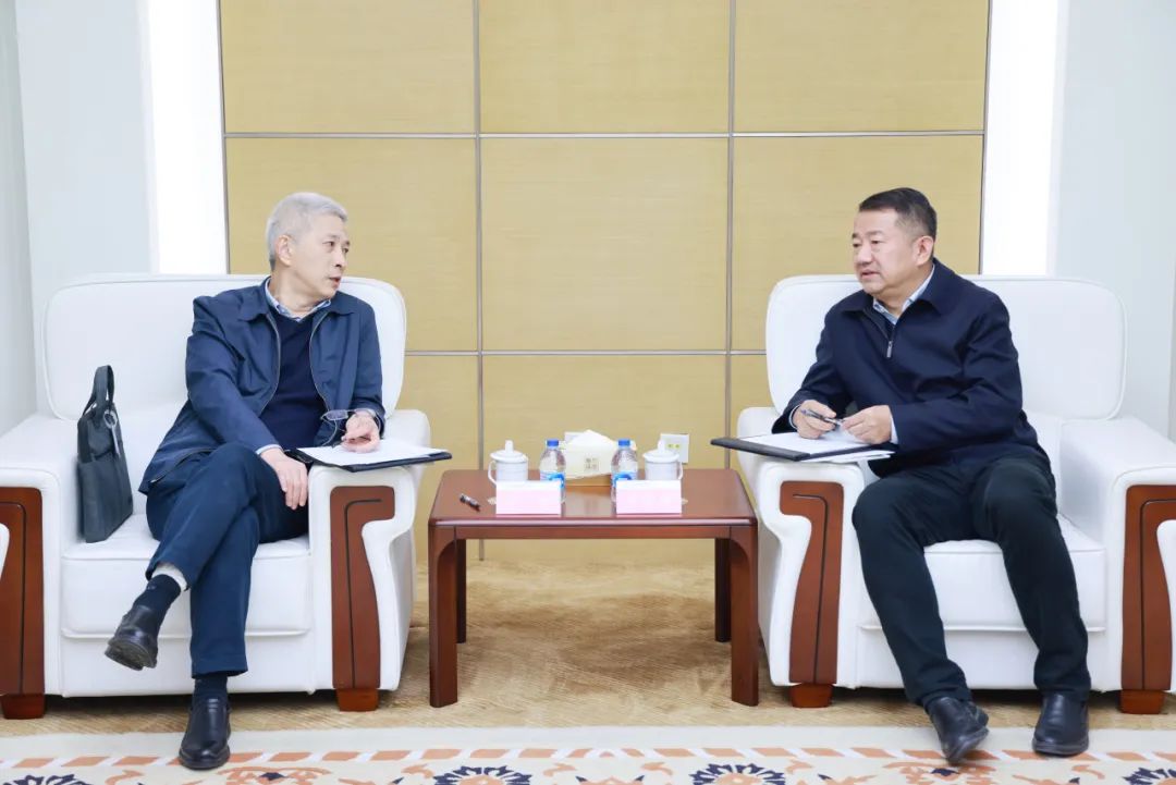 中國一重集團(tuán)黨委書記、董事長徐鵬一行拜訪大唐環(huán)境黨委書記、董事長朱利明
