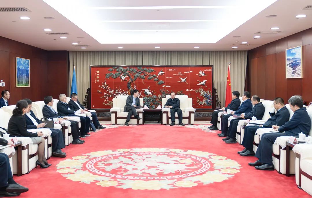 華電黨組書記、董事長江毅會(huì)見上海電氣集團(tuán)黨委書記、董事長吳磊