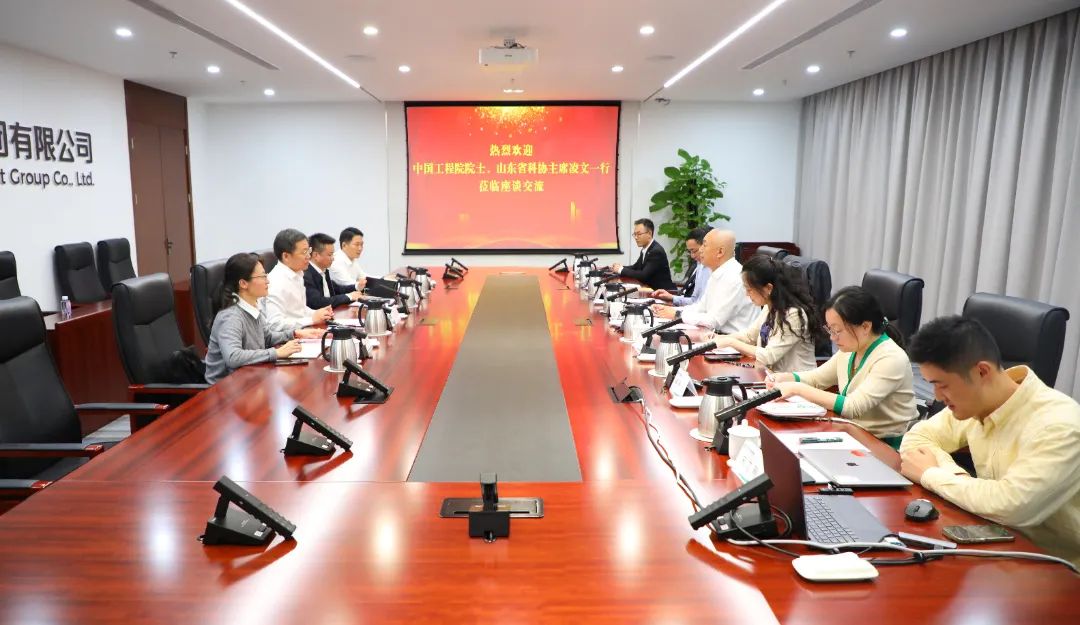 中國電氣裝備黨委書記、董事長李洪鳳會見中國工程院院士、山東省科協(xié)主席凌文