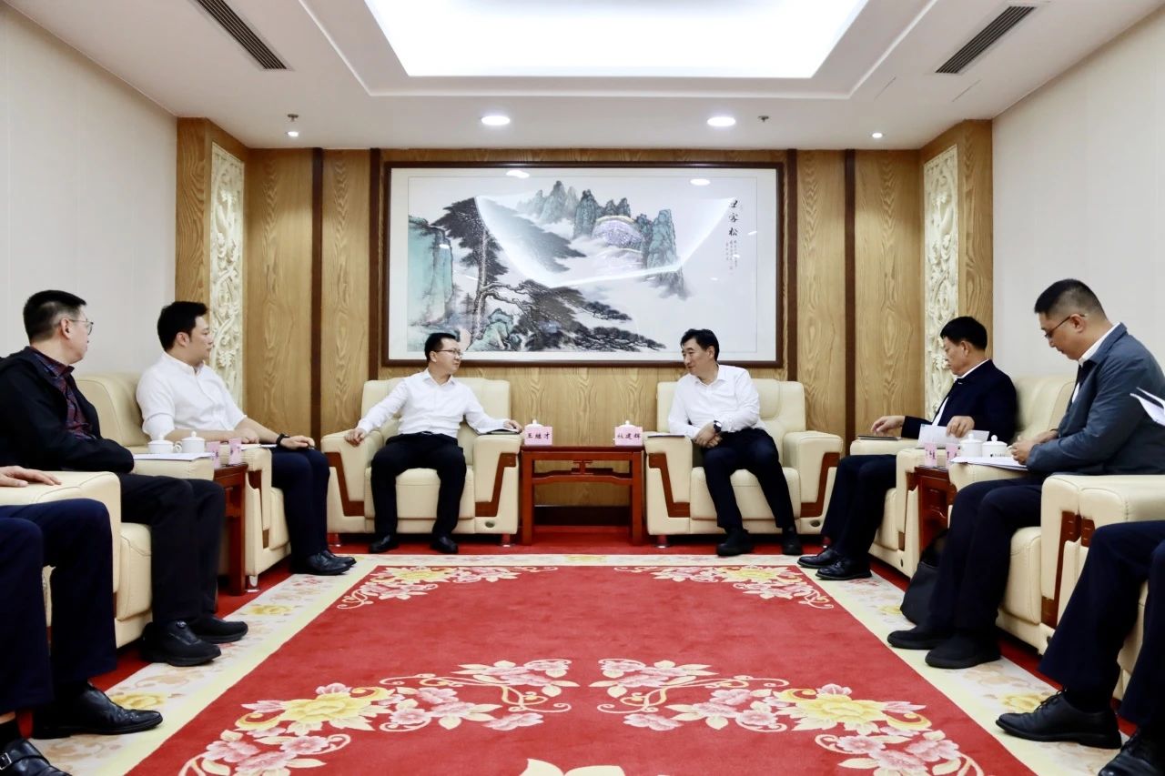 大唐云南公司黨委書記、董事長王繼才拜會臨滄市委書記、市長杜建輝