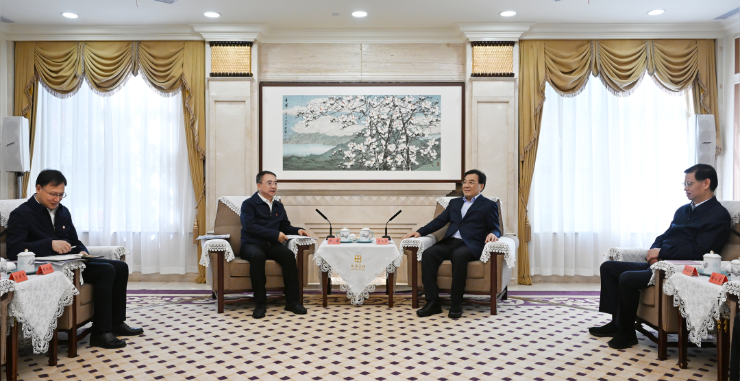 大唐集團(tuán)董事長(zhǎng)鄒磊、總經(jīng)理張傳江拜會(huì)江蘇省委書記信長(zhǎng)星、省長(zhǎng)許昆林